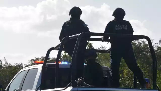 Hasta 350 vacantes en la policía de Cancún