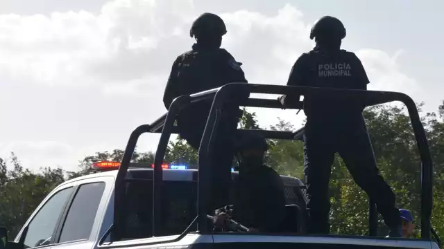 Hasta 350 vacantes en la policía de Cancún