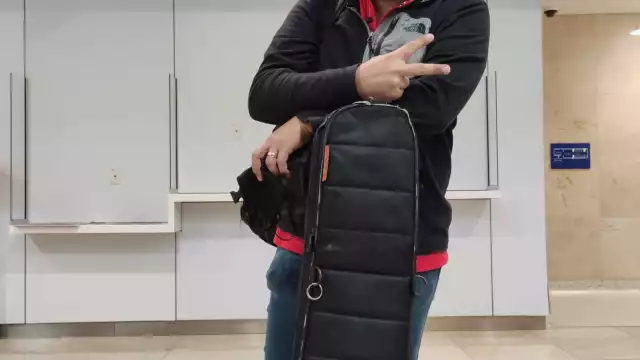 También ha acompañado a grupos como Sin Banderas y Sentidos Opuestos