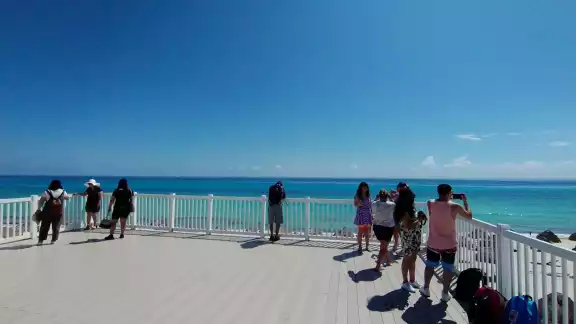 Se espera una temperatura máxima de 28 °C en Cancún