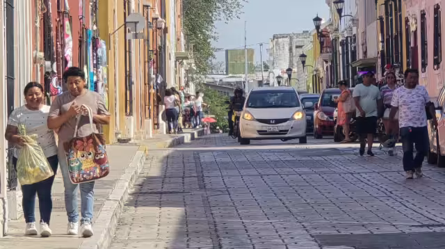 El Frente Frío 42 se aproxima a la Península de Yucatán.