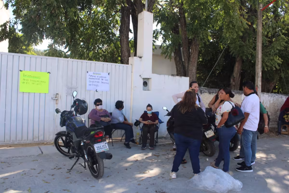 Sindicalizados de Semarnat realizan paro de labores por retraso de ...