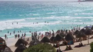 Los visitantes se sumergieron en un ambiente de alegría y tradición