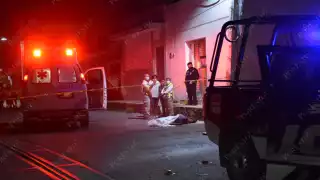 Vecinos que se percataron del hecho enseguida realizaron el llamado al 911 para solicitar una ambulancia