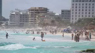 Buena afluencia se registra este sábado en Playa Gaviota Azul en el último fin de semana antes de la vuelta a clases
