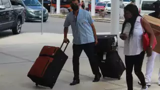 Con el fin de las vacaciones de verano, la afluencia de turistas en el aeropuerto de Cancún bajó