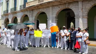 Médicos de Yucatán conservarán sus puestos en hospitales del estado