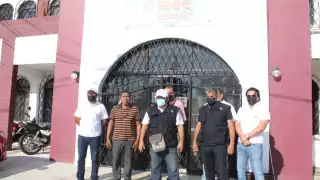 Uno de los afectados está a un año de jubilarse, por lo que resultó extraña la decisión de la Presidente del IEEC