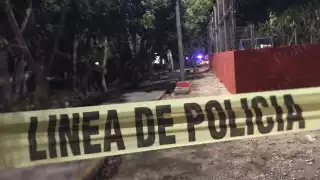 Algunos vecinos habían pasado por la calle minutos antes sin percatarse del cadáver