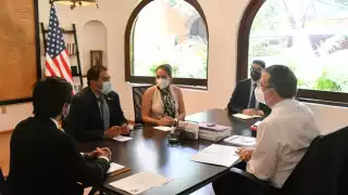 Marcelo Ebrard y Senador de California coinciden en acelerar diálogo para reapertura de frontera