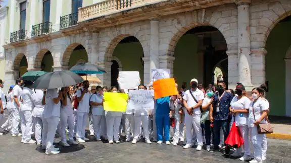 Médicos de Yucatán conservarán sus puestos en hospitales del estado Médicos de Yucatán conservarán sus puestos en hospitales del estado