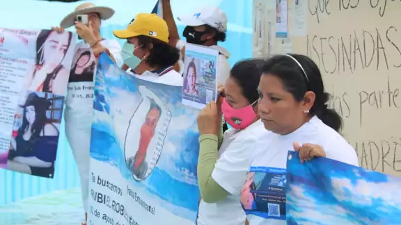 Los familiares de personas desaparecidas en Quintana Roo que conforman el colectivo 'Verdad, Memoria y Justicia' recriminaron el lento actuar de la FGE Quintana Roo Los familiares de personas desaparecidas en Quintana Roo que conforman el colectivo 'Verdad, Memoria y Justicia' recriminaron el lento actuar de la FGE Quintana Roo