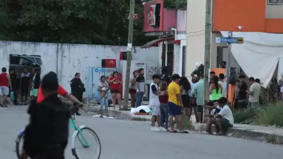 Un hombre muerto y dos más lesionados en ataque armado en Cancún Un hombre muerto y dos más lesionados en ataque armado en Cancún