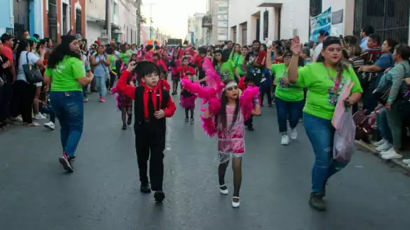Este jueves comenzaron los desfiles del Carnaval de Mérida 2024