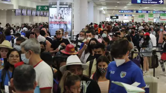 El aeropuerto de Cancún tiene un buen inicio de semana, con un aforo alto en la Terminal Dos