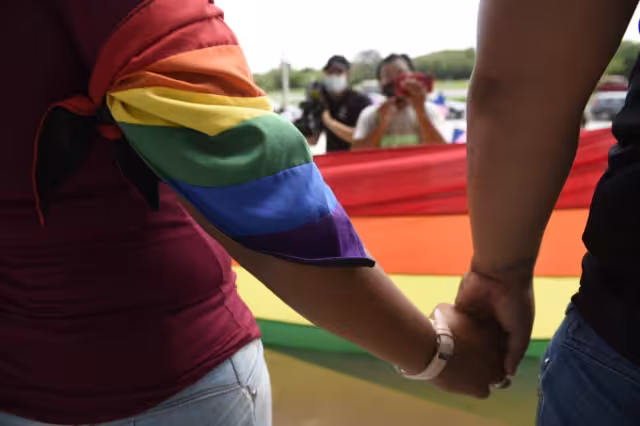 La homosexualidad es ilegal en la monarquía petrolera del Golfo