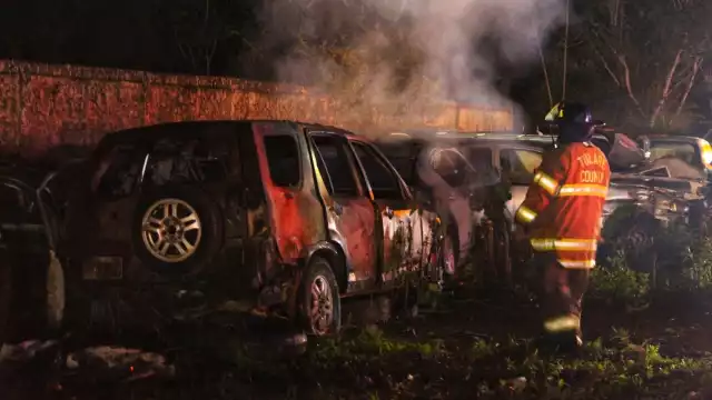 Se presume que el incendio en grúas Carmona pudo ser provocado