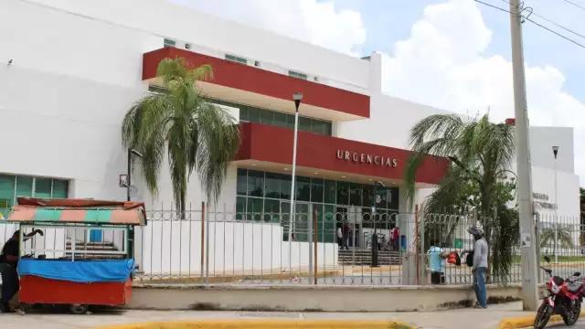 Hay dos versiones sobre el ingreso del sicario al hospital de Campeche