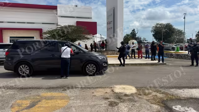 Los sujetos llegaron a bordo de dos camionetas, mismas que fueron aseguradas