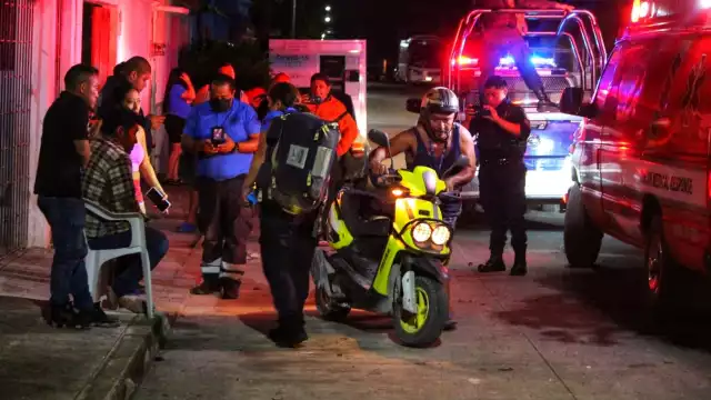 Uno de los hombres resultó inconsciente tras ser agredido por hombres descocidos