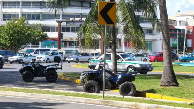 Todavía no hay una solución al conflicto entre taxistas y Ubers