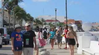 En Cozumel, autoridades portuarias y sanitarias mantienen sus protocolos activos