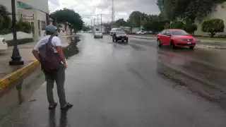 Viento de componente norte 10 a 25 km/h con rachas de hasta 50 km/h en Campeche y Yucatán.