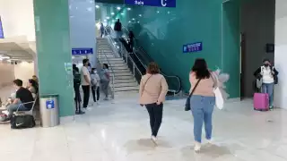 También se espera la llegada del vuelo 572 de Volaris a las 07:10 horas procedente de la capital del país