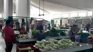 En la central de abastos hay abundancia del fruto; sin embargo, el precio se mantiene estable