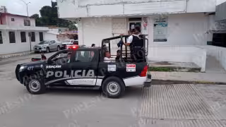 Los dos hombres iban a bordo de camionetas