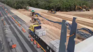 Hasta el momento no se han reportado afectaciones viales ni en Puerto Morelos y tampoco en Leona Vicario