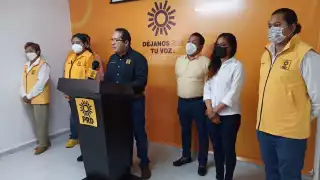 El dirigente estatal del Sol Azteca lamentó la falta de transparencia en la comuna que dirigió Eliseo Fernández Montufar