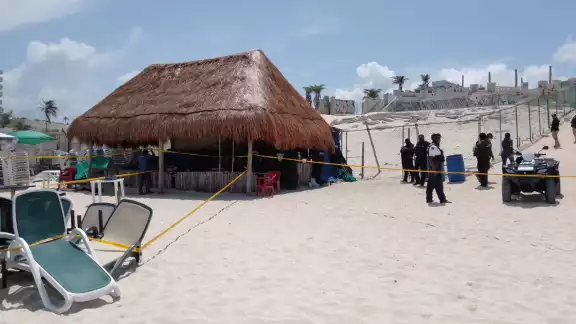 El operativo se realizó en Playa Delfines de la Zona Hotelera de Cancún El operativo se realizó en Playa Delfines de la Zona Hotelera de Cancún