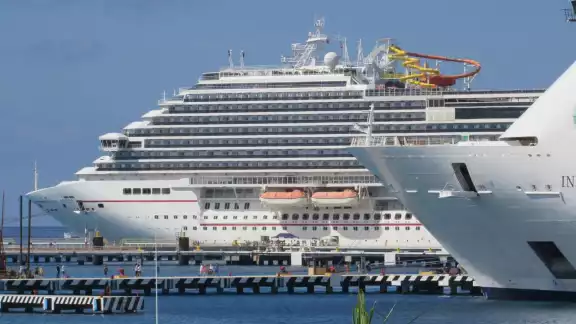 En Cozumel se puede disfrutar de la vista espectacular de los cruceros que arriban a este popular destino En Cozumel se puede disfrutar de la vista espectacular de los cruceros que arriban a este popular destino