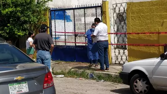 Al predio arribaron las patrullas 2163 y 6644 de la Secretaría de Seguridad Pública Al predio arribaron las patrullas 2163 y 6644 de la Secretaría de Seguridad Pública