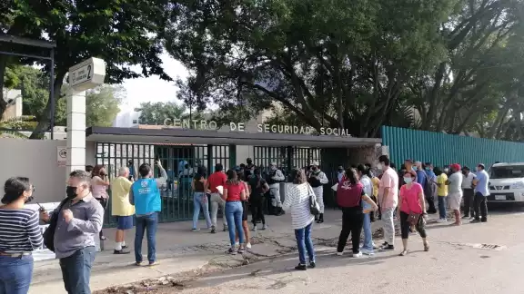 Los adultos expresaron su tranquilidad debido a que los menores estarán más protegidos contra la enfermedad que en 20 meses Los adultos expresaron su tranquilidad debido a que los menores estarán más protegidos contra la enfermedad que en 20 meses
