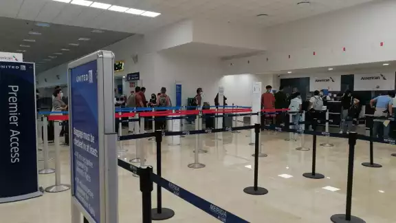 El aeropuerto registra poca afluencia por parte de pasajeros El aeropuerto registra poca afluencia por parte de pasajeros