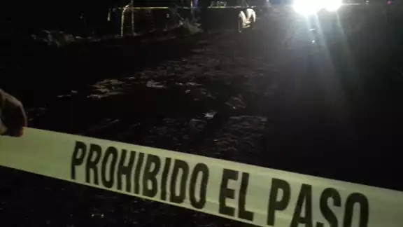 Localizan cuerpo en un asentamiento irregular en la región 246 en Cancún Localizan cuerpo en un asentamiento irregular en la región 246 en Cancún