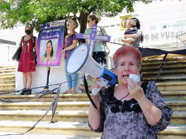 EL Tribunal Colegiado de Yucatán no ha confi rmado los amparos directos de sentencia dictados contra Medina Sonda