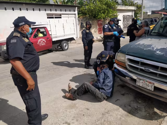 El pariente del lesionado pidió que lo trasladarán al Centro de salud de la colonia Santa Rosa