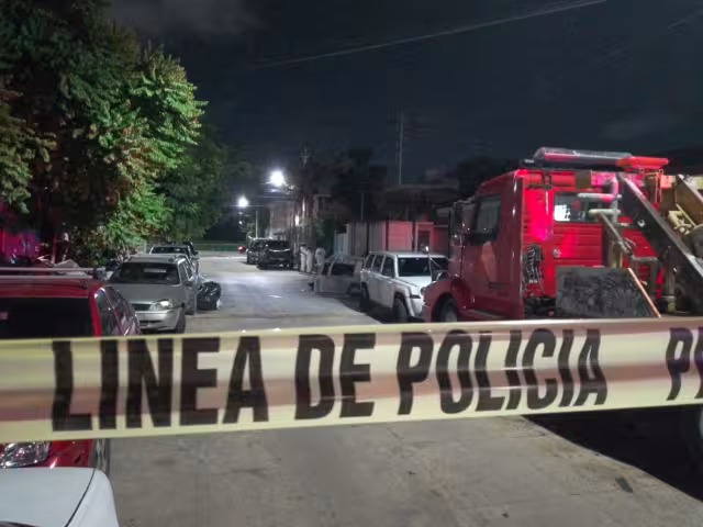 La zona fue acordonada por policías