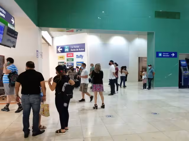 La mayor cantidad de vuelos son a la Ciudad de Mérida, Monterrey y Guadalajara