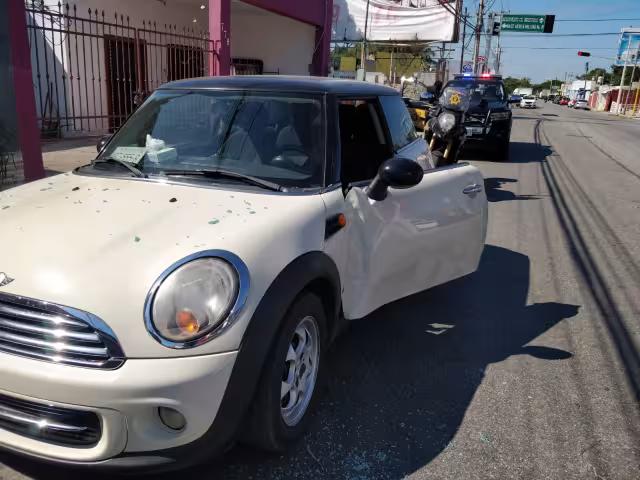 Al lugar llegaron elementos de la Policía Estatal, a fin de que puedan llegar a un acuerdo