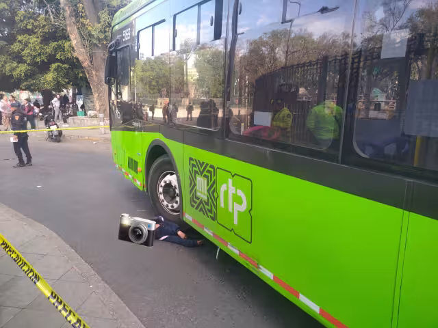 Así es como quedó la persona debajo de la unidad de RTP