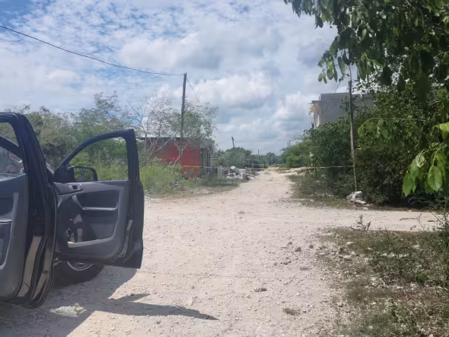 El área fue acordonada en espera del levantamiento del cuerpo