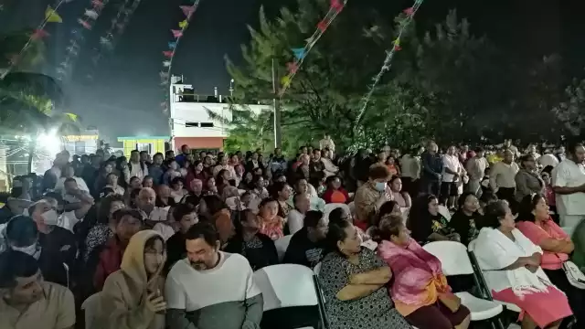 Los fieles seguidores de la Virgen de Guadalupe se reunieron en Isla Mujeres