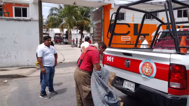 Los bomberos indicaron que el percance fue controlado rápidamente dentro de la vivienda en la delegación Alfredo V. Bonfil en Cancún