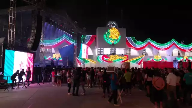 Así luce el Parque de Cancún previo al Grito de Independencia
