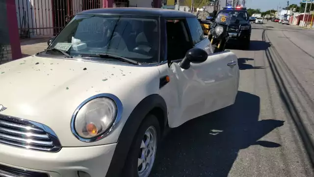 Al lugar llegaron elementos de la Policía Estatal, a fin de que puedan llegar a un acuerdo