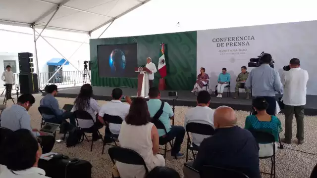El presidente Andrés Manuel López Obrador dio su conferencia matutina en Cancún